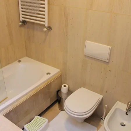 Apartamento R. De Almeiriga Norte
